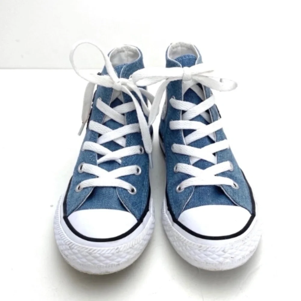 CONVERSE All Star Floral Patch Denim High Top Sneakers Size 12 Kids  362878F